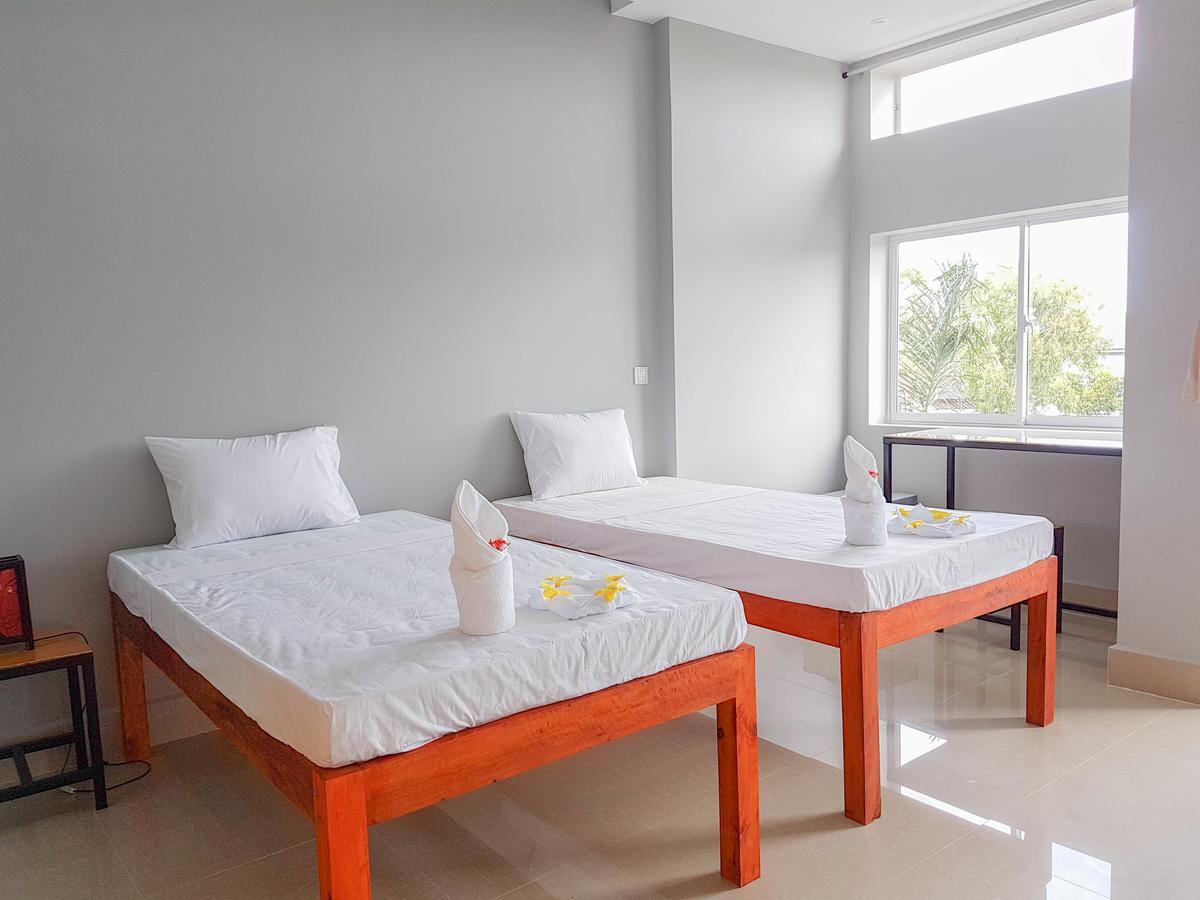 Two Moons Resort Kampot Εξωτερικό φωτογραφία