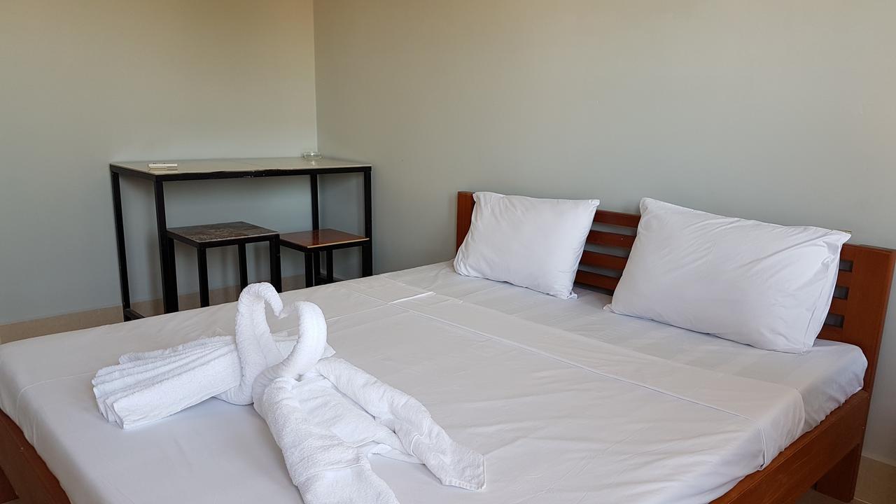 Two Moons Resort Kampot Εξωτερικό φωτογραφία